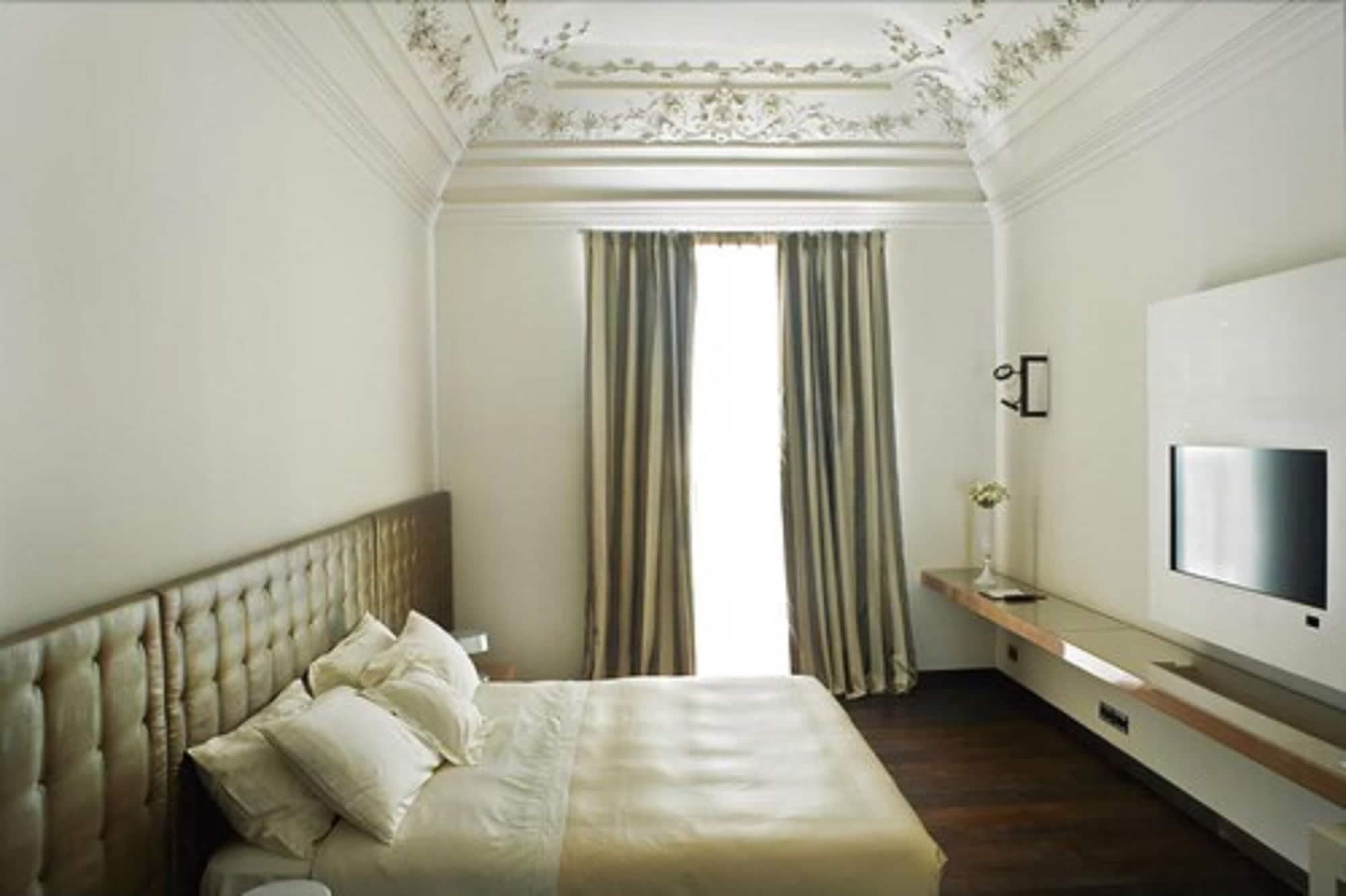 Hotel Romano House Catania Camera foto